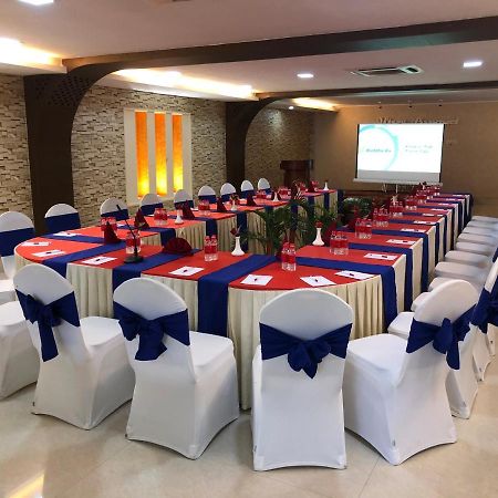 Hotel Harrison Palace Biratnagar Esterno foto