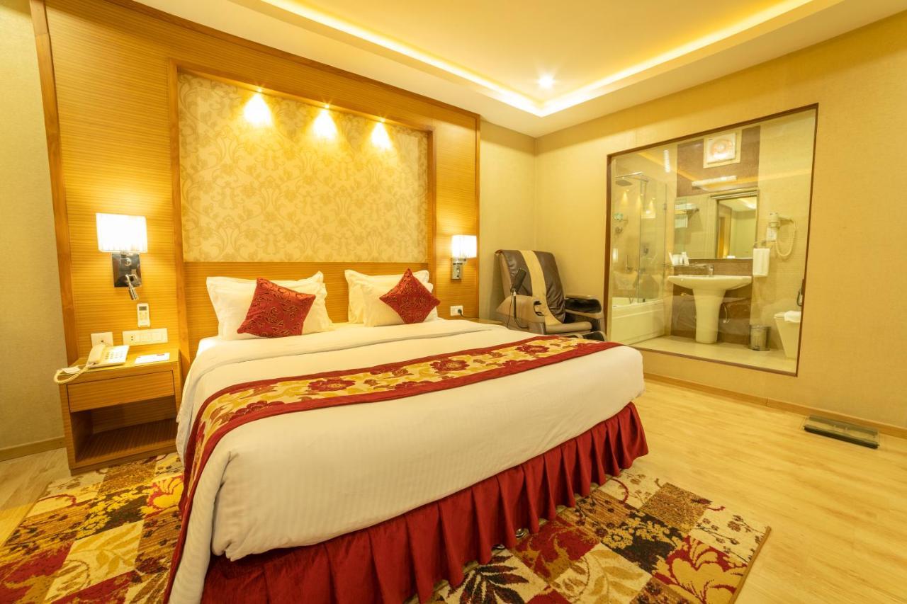 Hotel Harrison Palace Biratnagar Esterno foto
