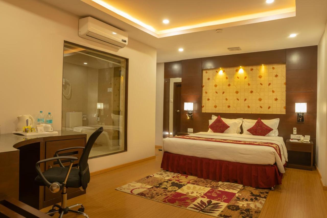 Hotel Harrison Palace Biratnagar Esterno foto
