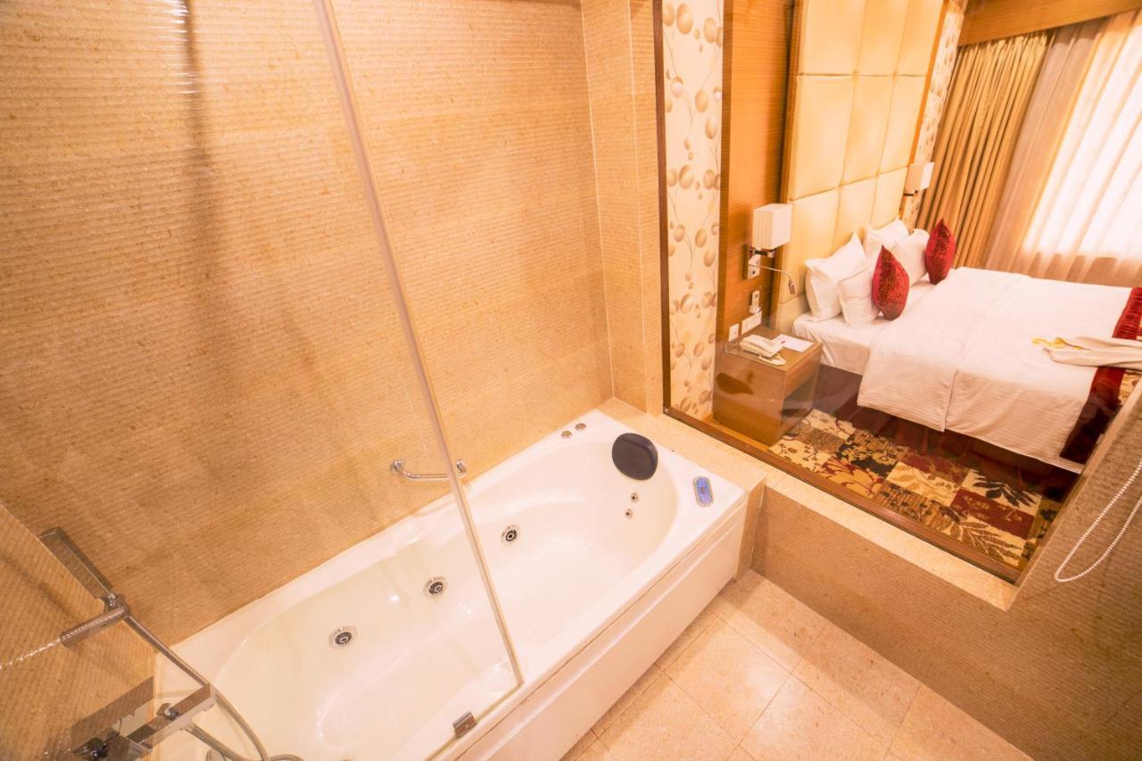 Hotel Harrison Palace Biratnagar Esterno foto