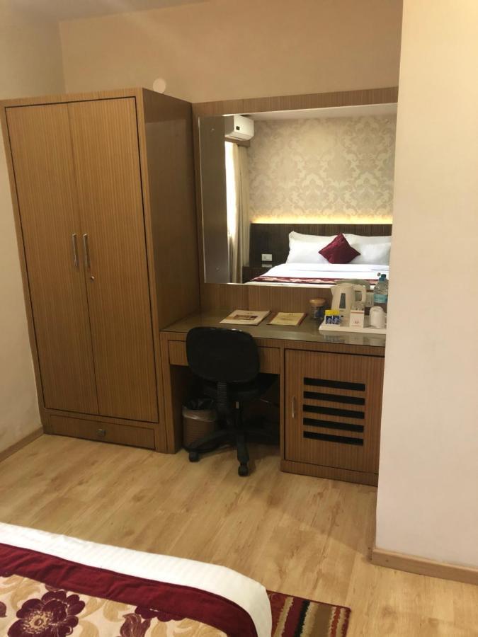 Hotel Harrison Palace Biratnagar Esterno foto
